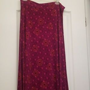 Lularoe maxi size small